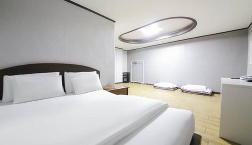 Room (Standard)