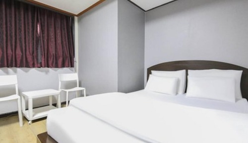 Room (Standard Room)