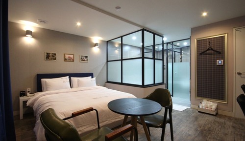 Room (Special room - Consecutive nights ava)