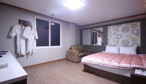 Room (Special Room)