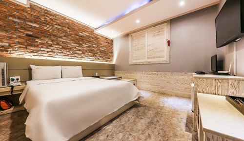 Room (Cypress phytoncide Room)