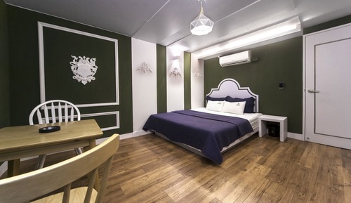 Room (Standard)