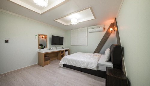 Room (Special Room)