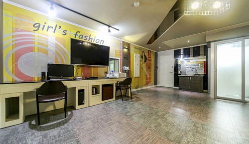 Room (VIP Twin - No consecutive nights)
