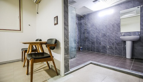 Room (Special Room)