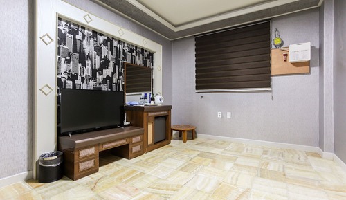 Room (On-dol)
