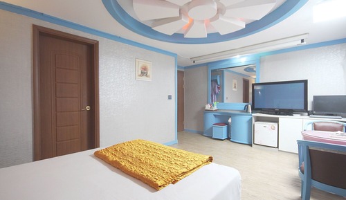Room (Special Room)