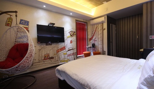 Room (VIP (Bath/Bidet/Room air conditioner/)