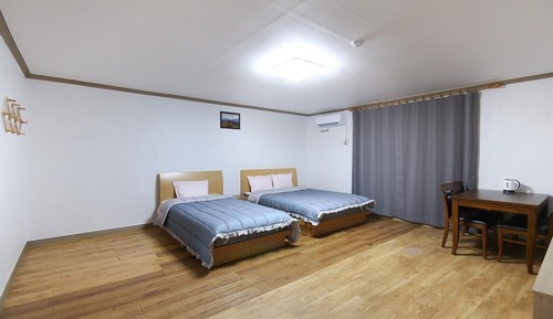 Room (Bed double)