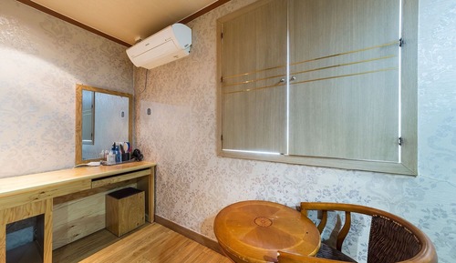 Room (Standard Room)