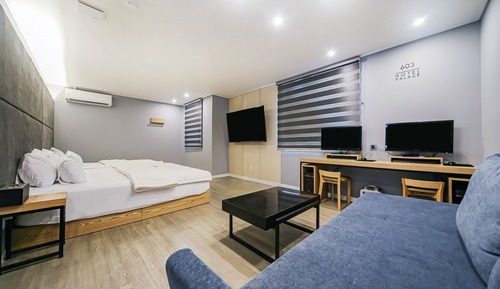 Room (Suite Twin)