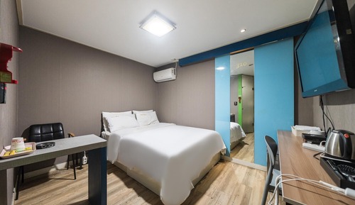 Room (Standard Room)