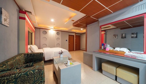 Room (VIP)
