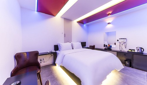 Room (Standard)