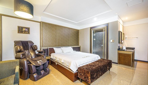 Room (VVIP)
