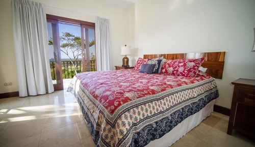 Villa Deluxe