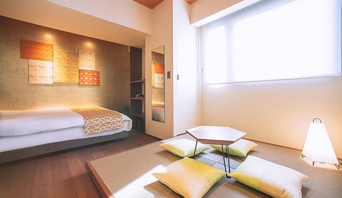 Habitación junior con 1 cama doble o 2 individuales