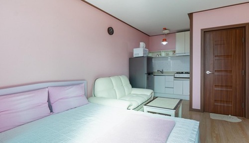 Room (Aengcho (Studio))