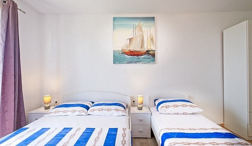 Estudio (Studio Apartment with Sea View and Ba)