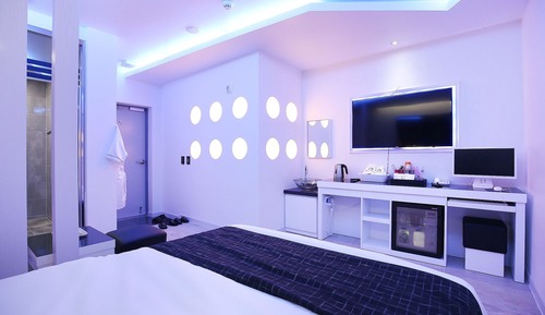 Room (Standard Room)