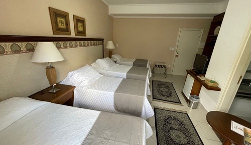 Habitación cuádruple estándar