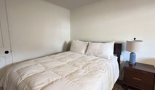 Habitación individual estándar, 1 cama de matrimonio con sofá cama, frigorífico y microondas
