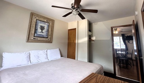 Apartamento Confort, 2 habitaciones, cocina, vistas al lago