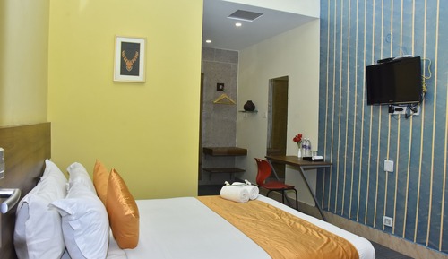 Habitación superior, 1 cama doble, vistas al jardín