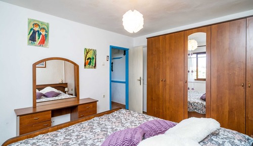 Apartamento (One Bedroom Apartment with Terrace an)