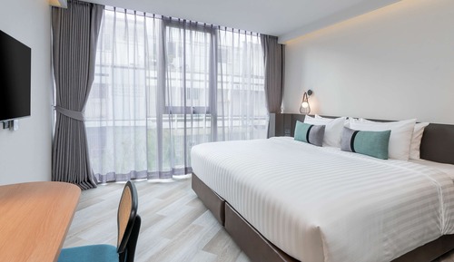Habitación Deluxe, 1 cama doble, no fumadores, vistas a la ciudad