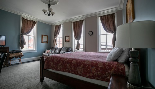 Habitación romántica (Historic Building, No Elevator)