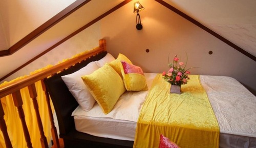 Room (Floor (Duplex))