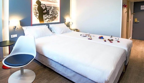Habitación clásica con 2 camas individuales