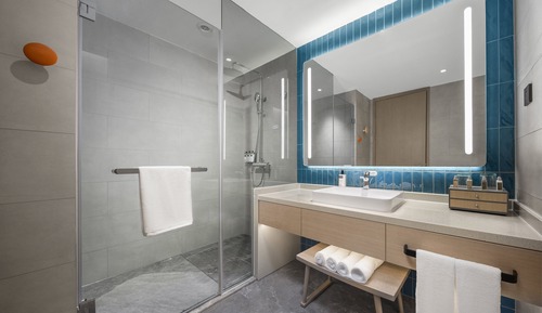 Habitación estándar, 1 cama de matrimonio grande, balcón