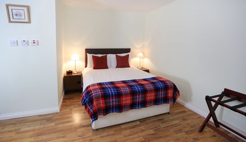 Habitación clásica doble, 1 cama doble, vistas al jardín