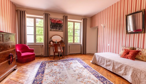 Suite ejecutiva, baño privado, vistas al jardín (Suite St Yorre)