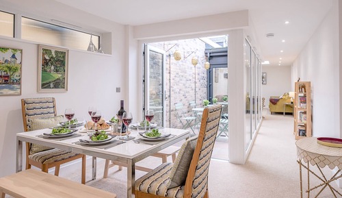 Casa (3 Bedrooms)