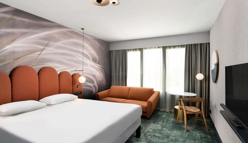 Privilege, Habitación doble, 1 cama de matrimonio con sofá cama