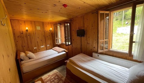 Habitación superior con 2 camas individuales