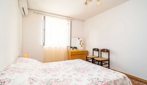 Apartamento (Two Bedroom Apartment with Terrace)
