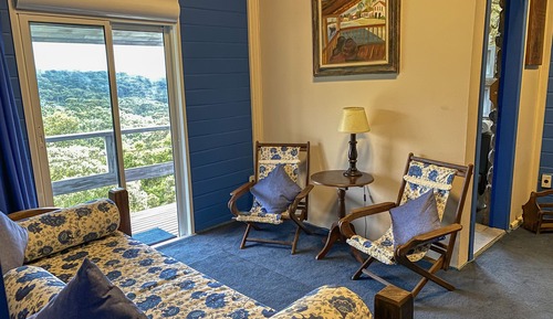 Suite com Varanda