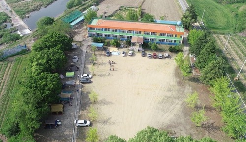 Room (Camping site 1)