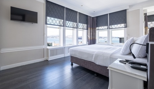 Family Suite Room with Sea View
