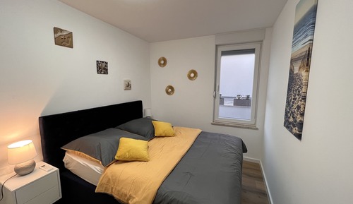 Apartamento, 2 habitaciones, fumadores, balcón