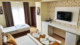 Family Twin Room