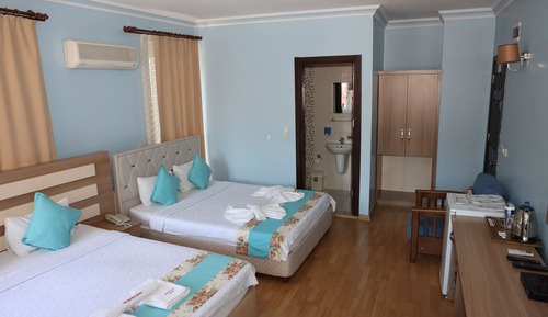 Habitación cuádruple Deluxe