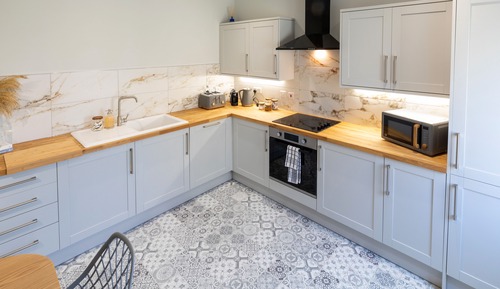 Apartamento de diseño, baño privado, vistas a la ciudad
