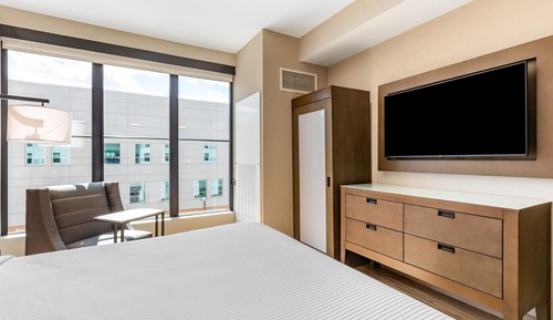 Suite, 1 cama de matrimonio grande, no fumadores (Roll-in Shower)