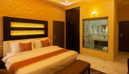 Suite Estudio Business