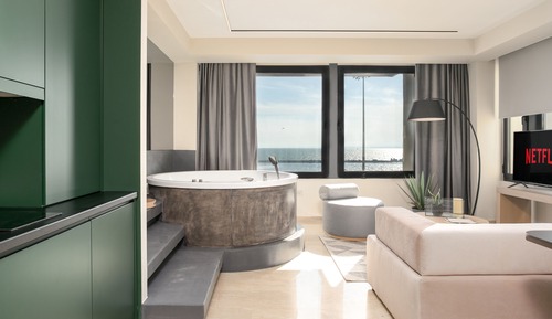 Suite estudio superior, bañera de hidromasaje, vistas al mar